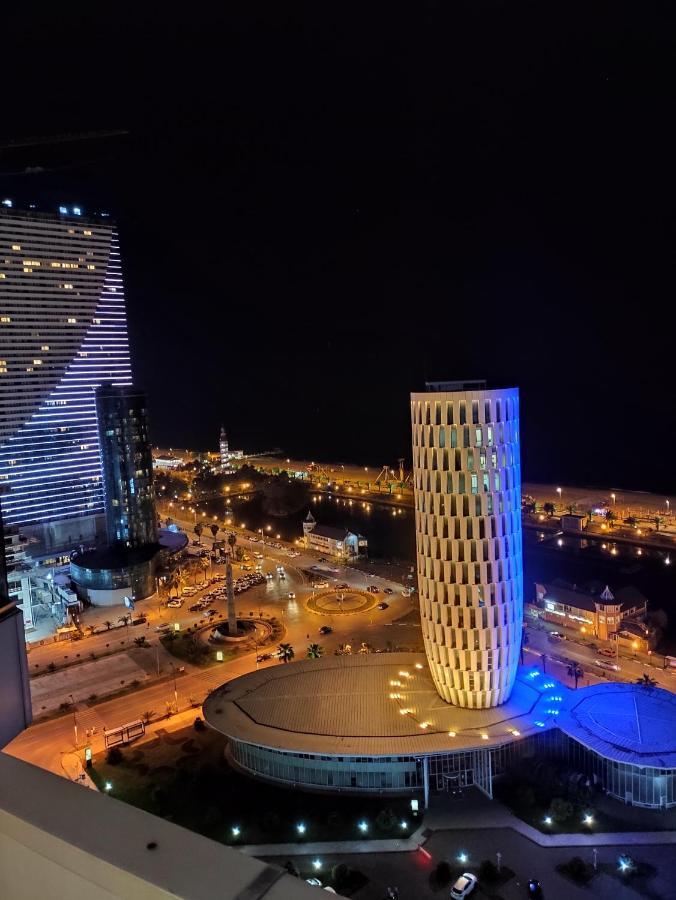 Апартамент С Видом На Море Batumi Esterno foto